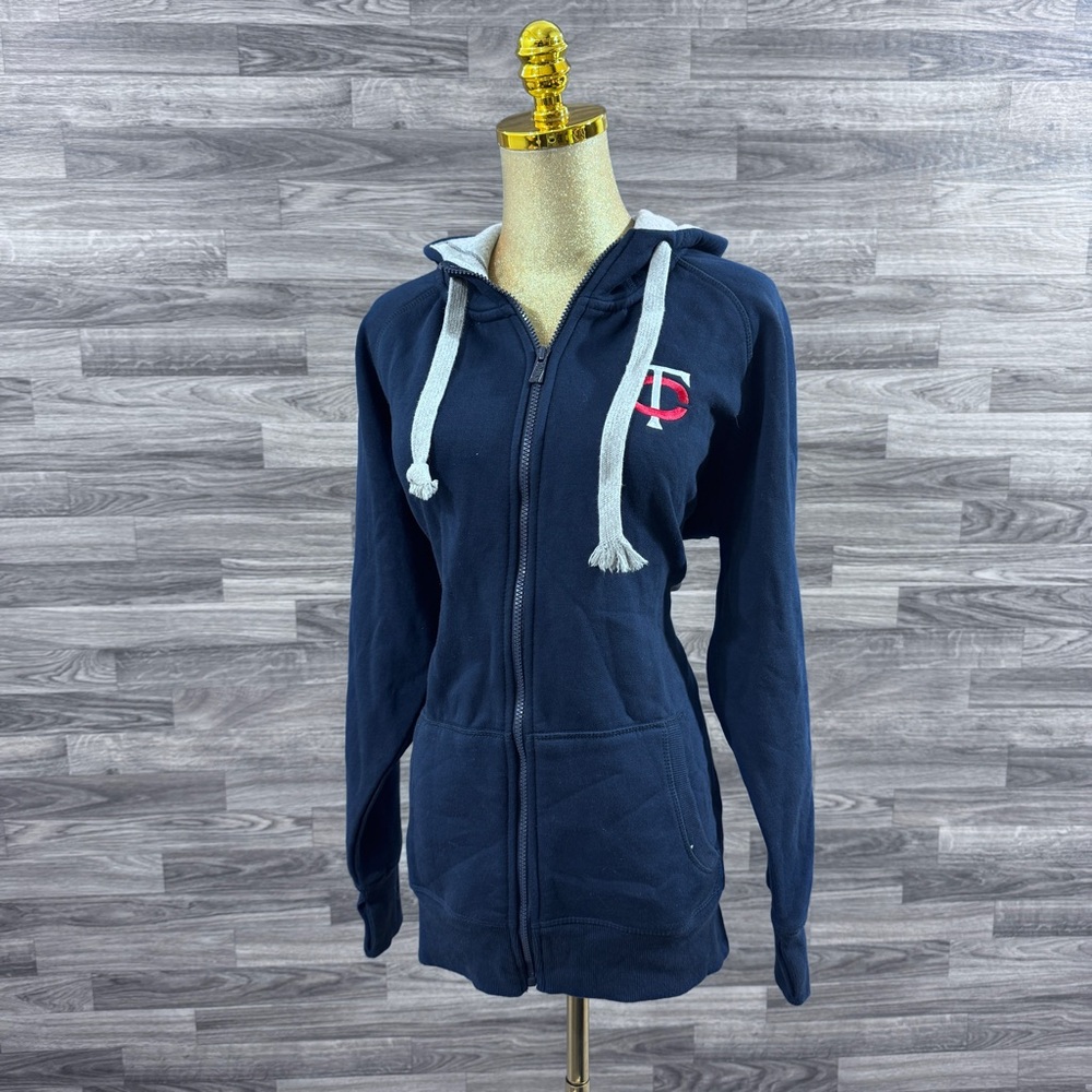 🧢 Antigua Women’s Minnesota Twins Zip-Up Hoodie